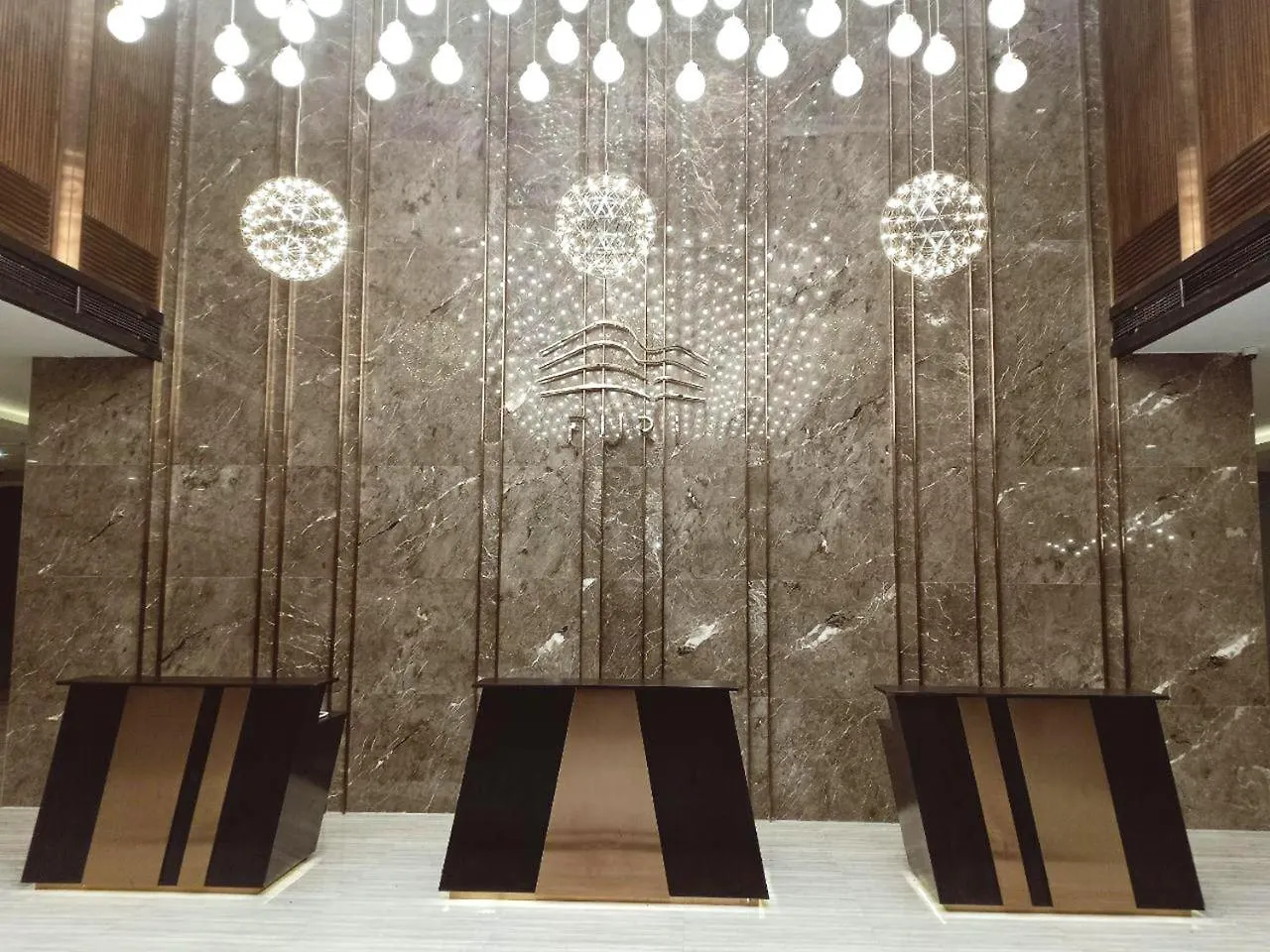 Furi Time Square Hotel 西哈努克